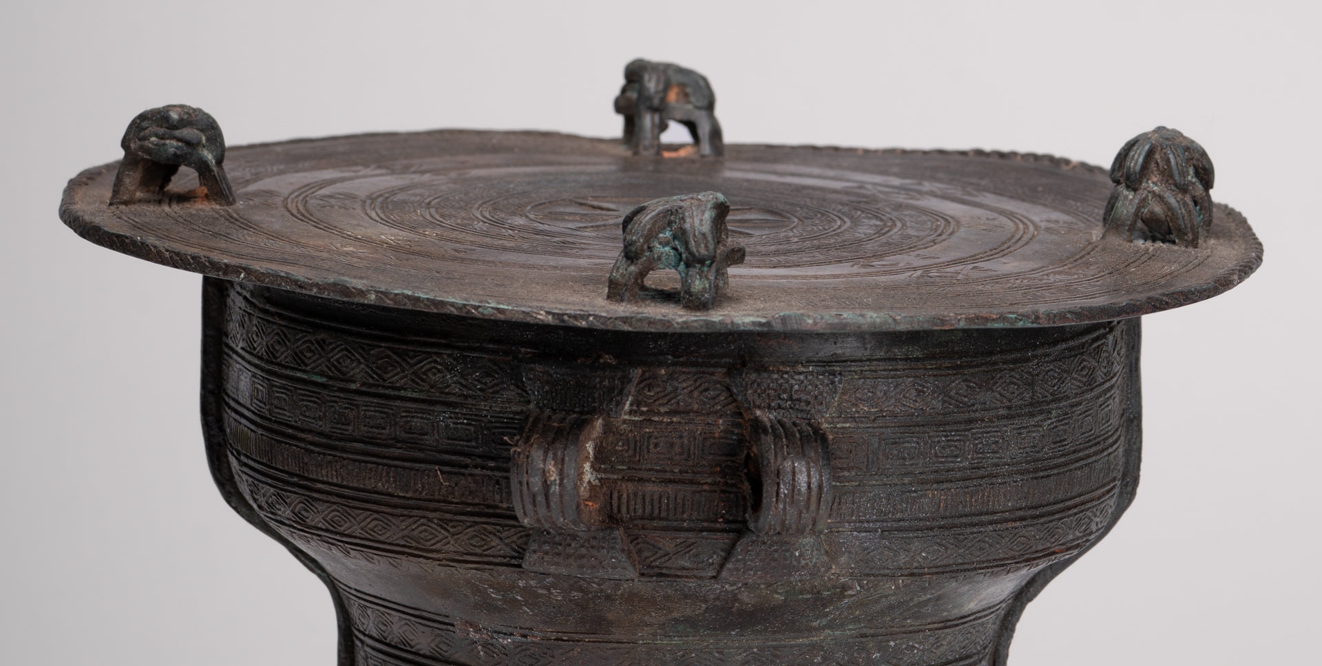 Thai Rain Drum - Antique Thai Style Bronze Free Standing Frog Rain Drum - 21cm/8"