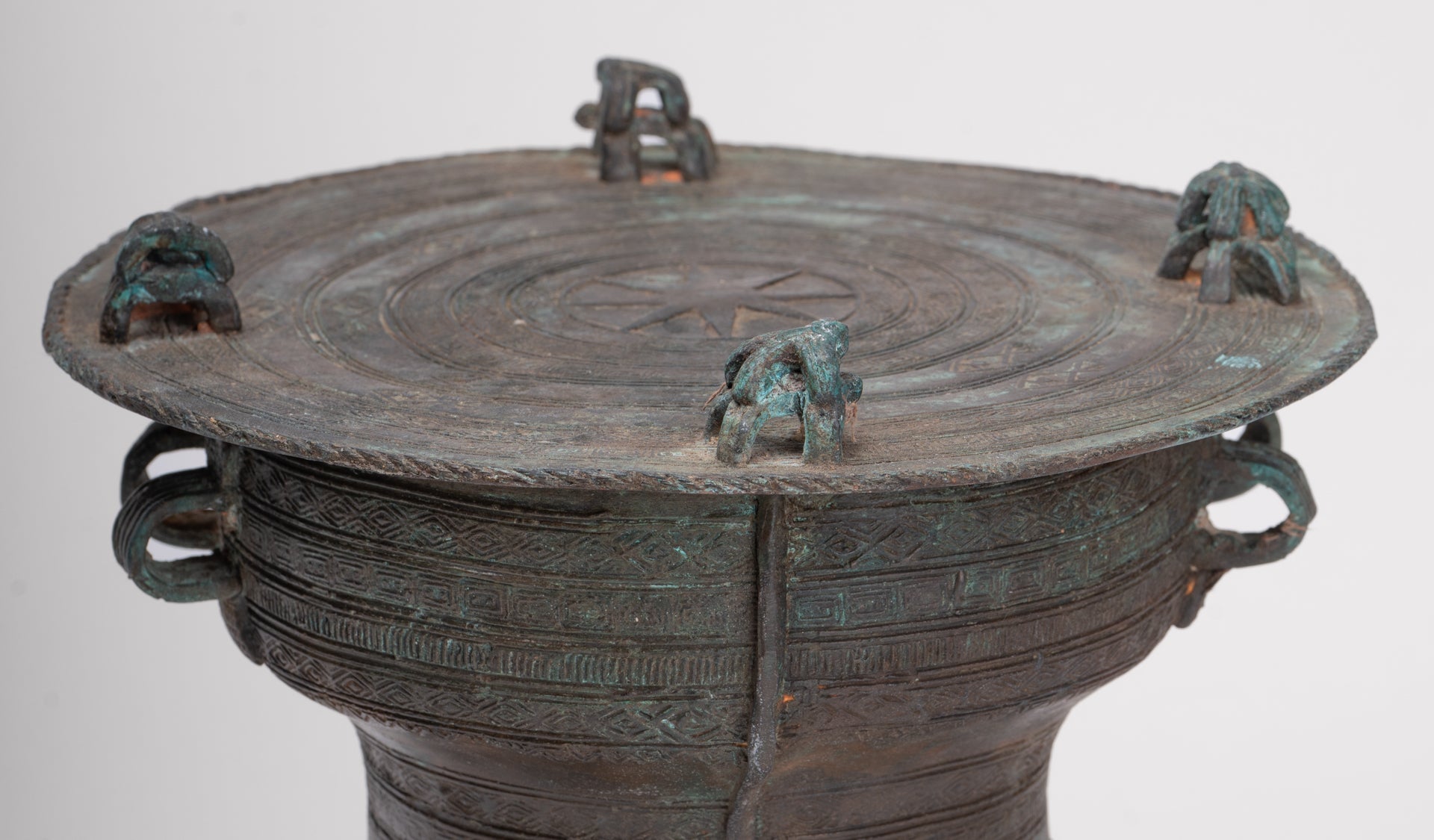 Thai Rain Drum - Antique Thai Style Bronze Free Standing Frog Rain Drum - 19cm/8"