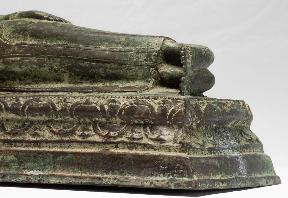 Buddha Statue - Antique Thai Style Bronze Sukhothai Reclining Nirvana Buddha Statue - 54cm/22"