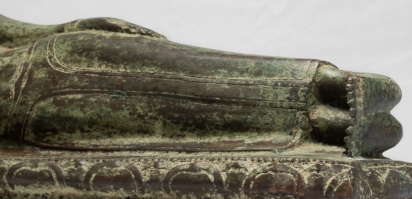 Buddha Statue - Antique Thai Style Bronze Sukhothai Reclining Nirvana Buddha Statue - 54cm/22"
