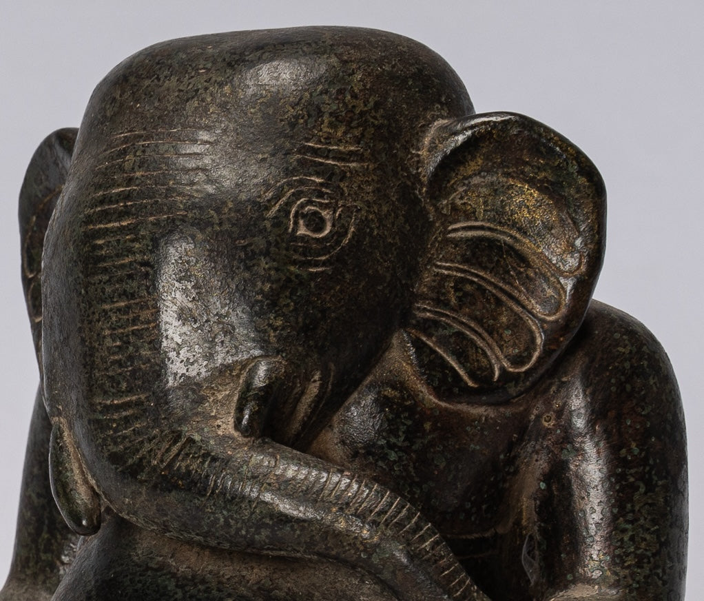 Statua Ganesh - Statua di ganesha in bronzo seduto in stile cham antico - 20 cm/8 "