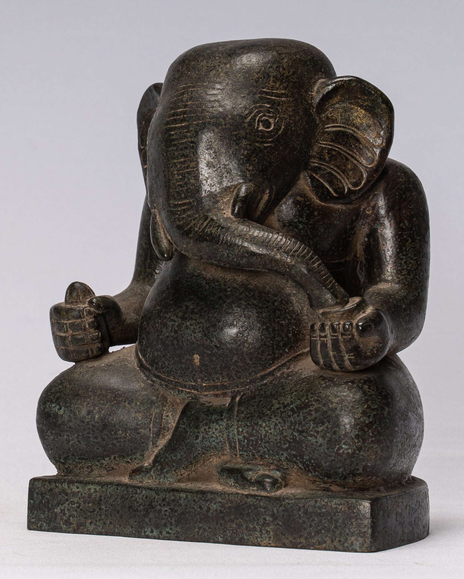 Statua Ganesh - Statua di ganesha in bronzo seduto in stile cham antico - 20 cm/8 "