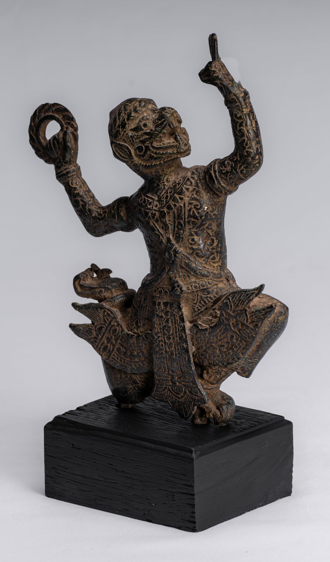 Antike Bayon-Hindu-Gott Hanuman-Statue im Khmer-Stil – 25 cm hoch