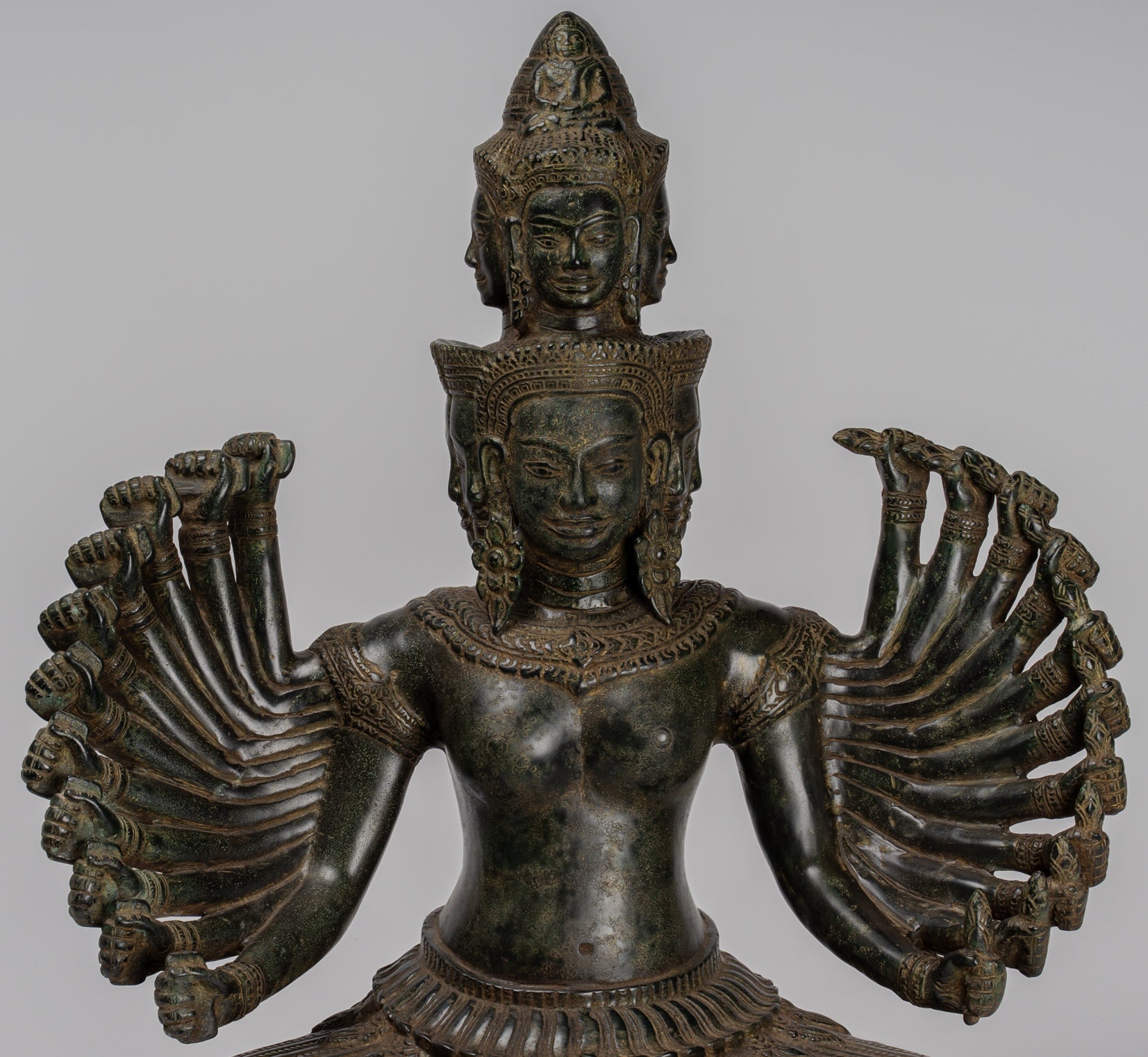 Antique Khmer in stile Khmer seduto Borhisattva Avalokiteshvara Statua - 53cm/21 "
