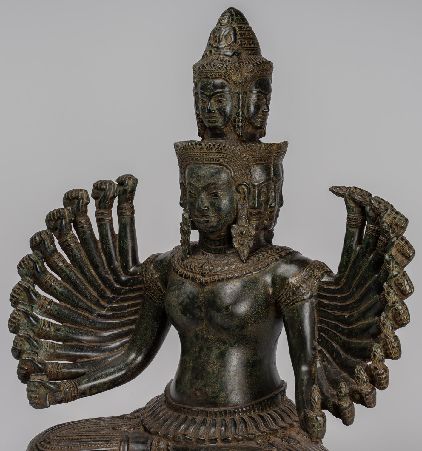 Antique Khmer in stile Khmer seduto Borhisattva Avalokiteshvara Statua - 53cm/21 "
