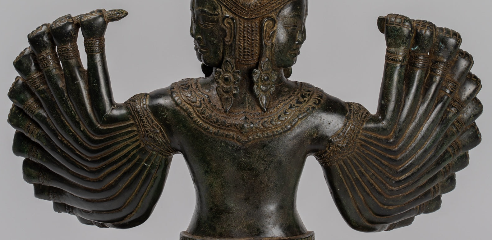 Antique Khmer in stile Khmer seduto Borhisattva Avalokiteshvara Statua - 53cm/21 "