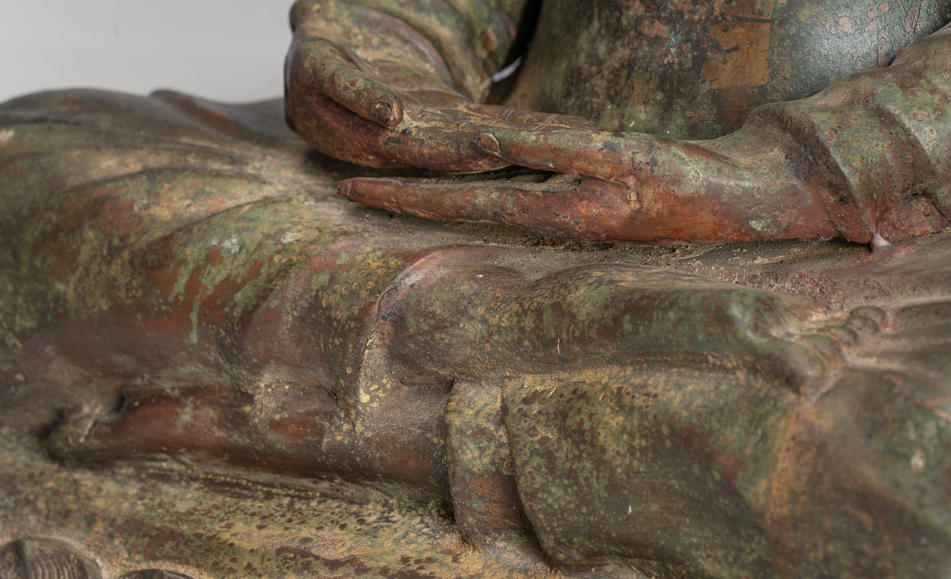 Indian Buddha Statue - Antique Gandhara Style Bronze Meditation Buddha Statue - 70cm/28"