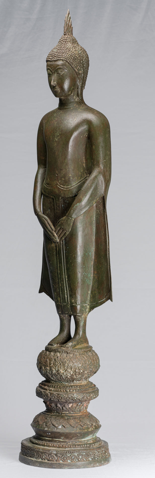 Stehende, nachdenkliche Buddha-Statue aus Bronze im antiken thailändischen Ayutthaya-Stil – 99 cm.