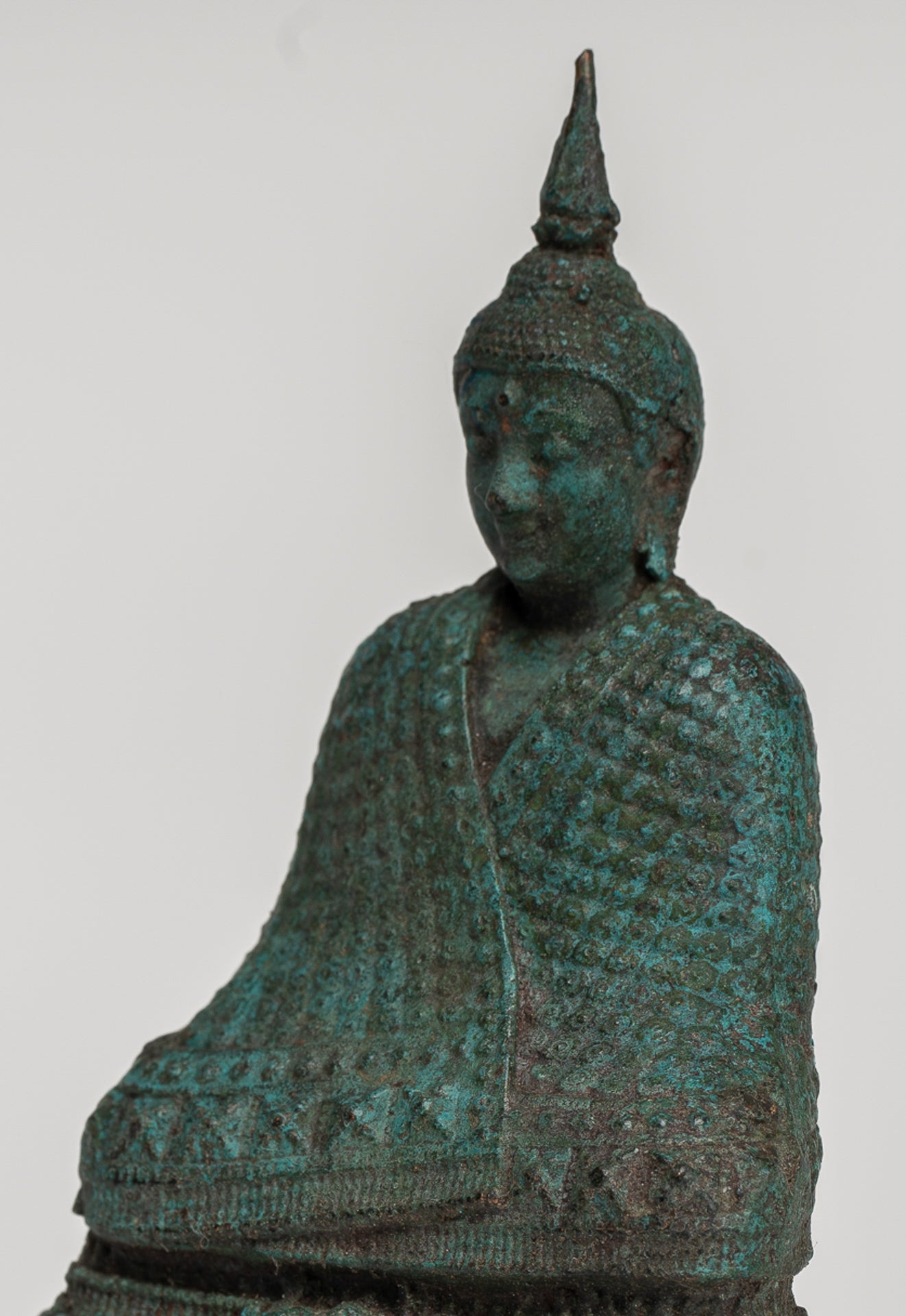 Buddha Sculpture - Antique Thai Style Bronze Seated Meditation Winter Buddha Statue - 12.5cm/5"