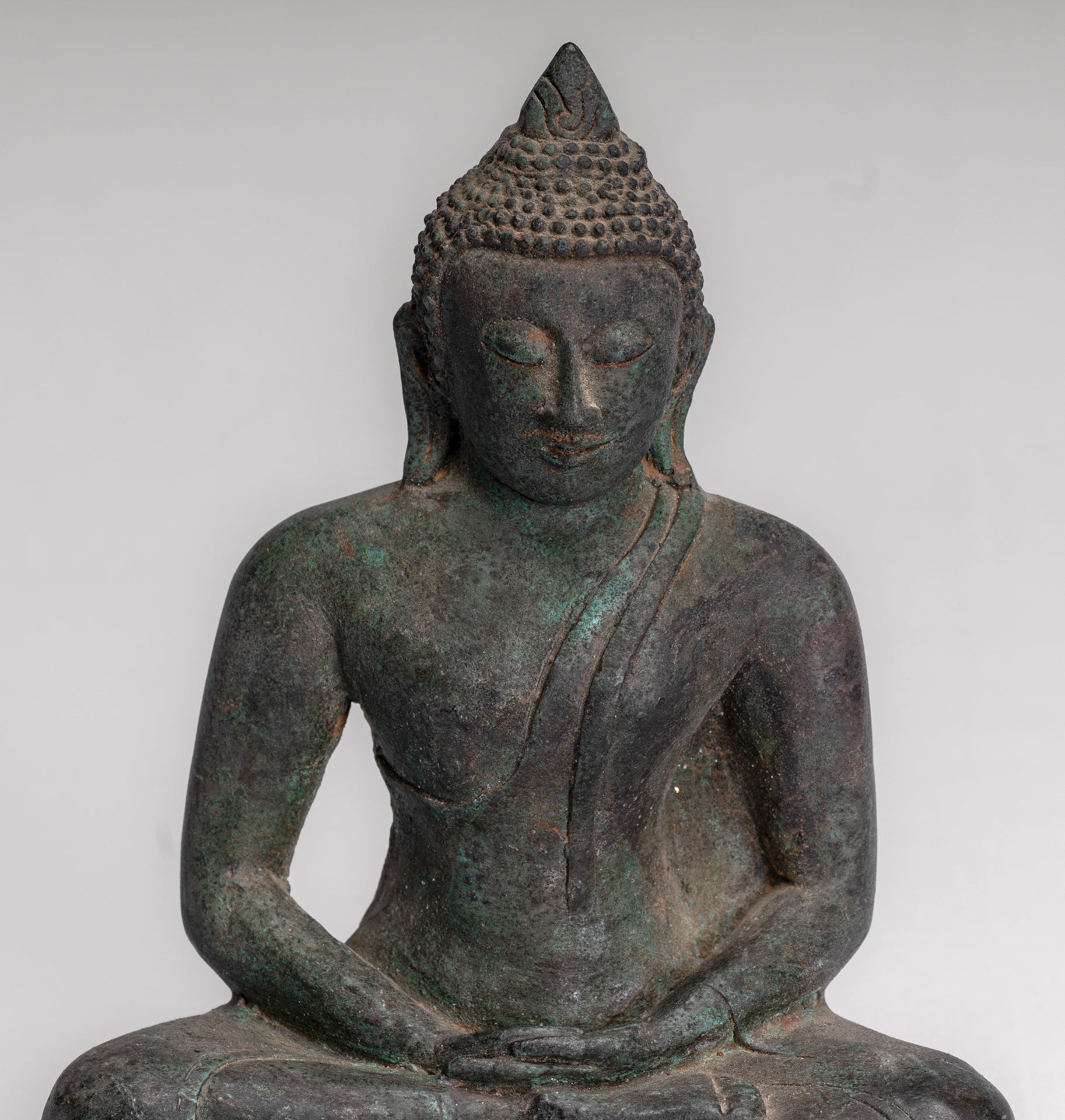 Buddha Statue - Antique Sri Lanka Style Bronze Seated Meditation Buddha Statue - 17cm/7"