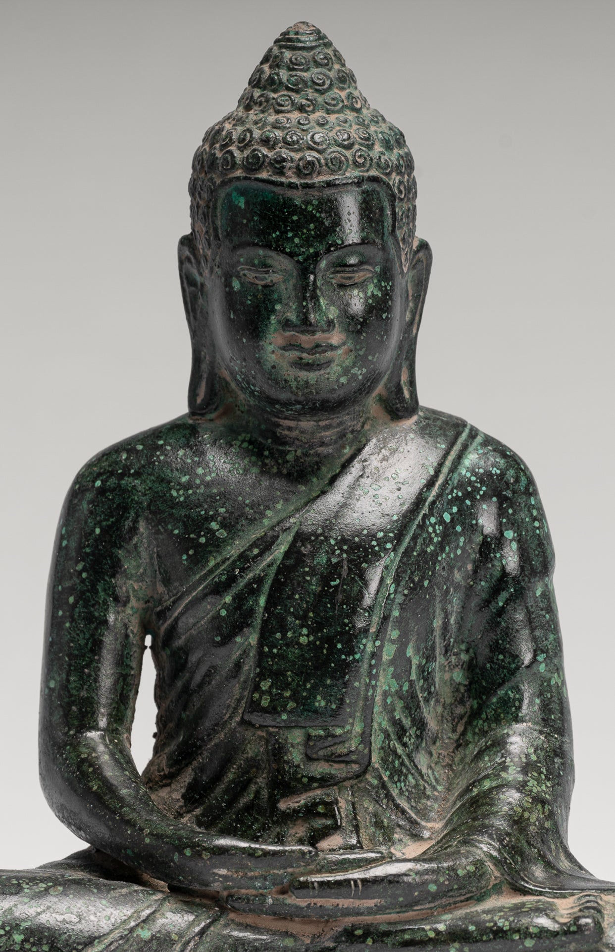 Buddha Statue - Buddha - Antique Khmer Style Seated Bronze Meditation Buddha Statue - 19cm/8"