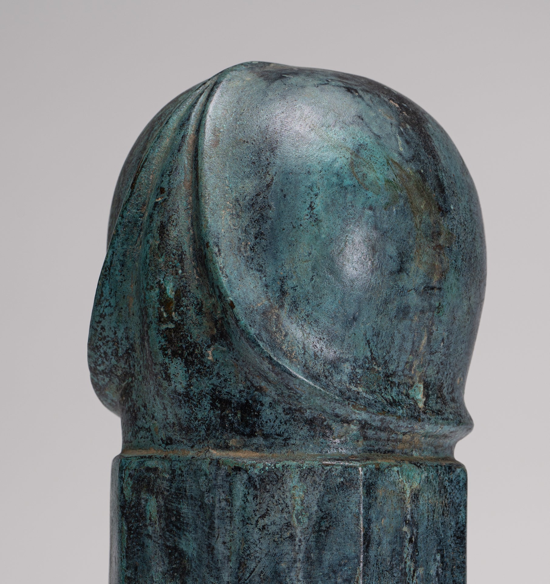 Antique Khmer Style Verdigris Bronze Apsara Linga / Lingnum - 23cm/9"