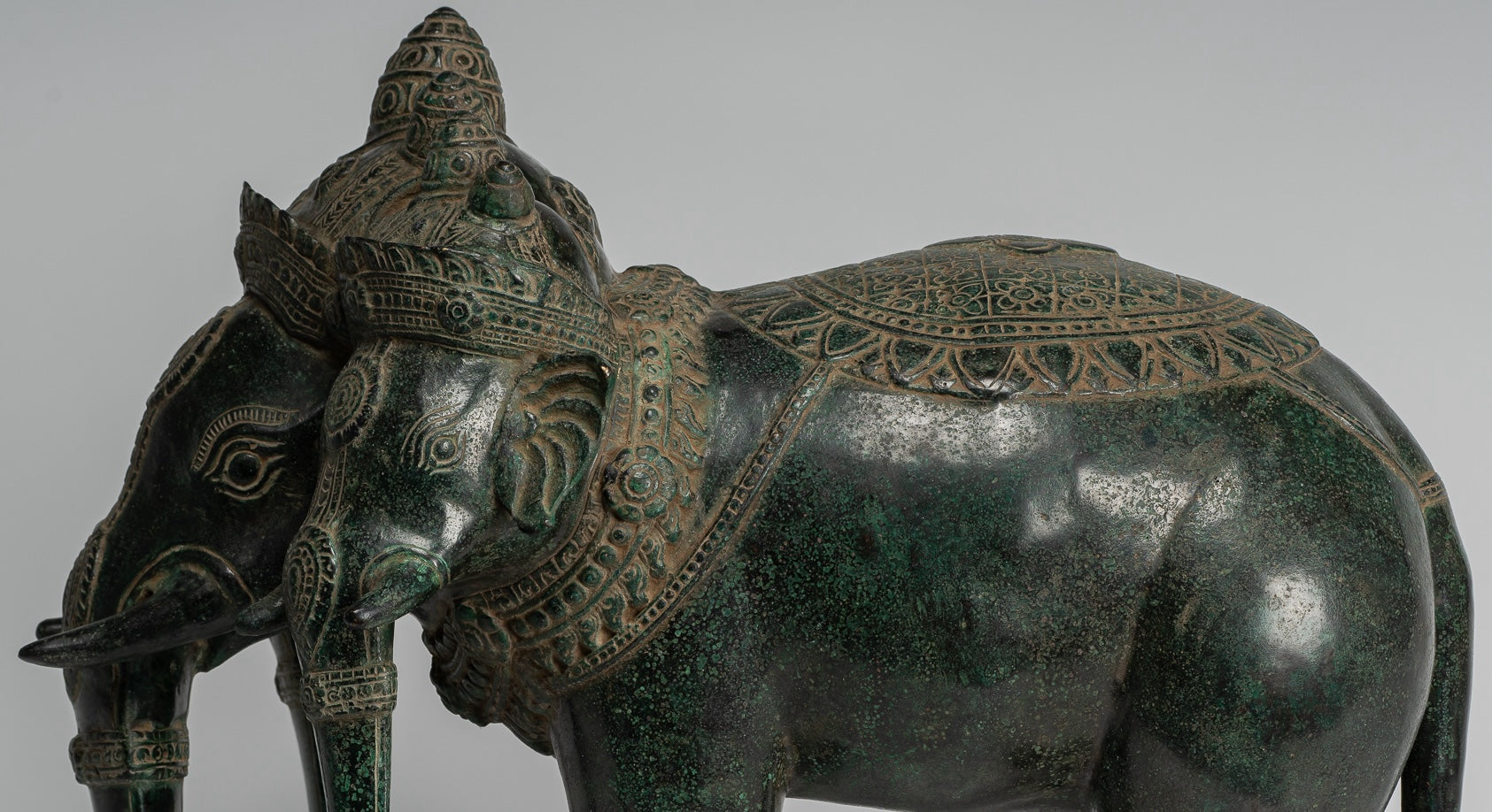 Estatua de Airavata o Elephant de Estilo Antiguo de Estilo JMER - 44cm/18 "de altura