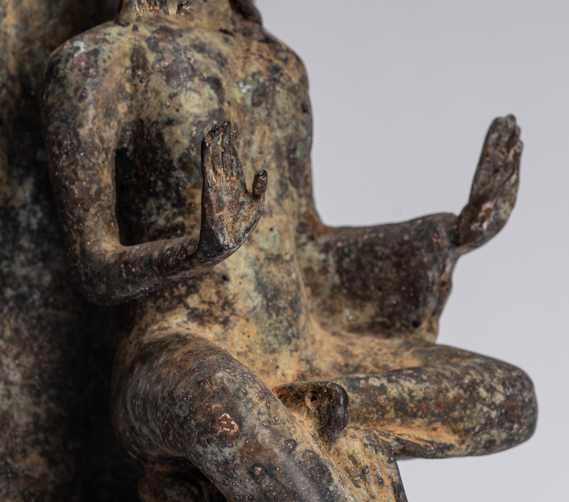 Statue de Bouddha – Statue de Bouddha de protection javanaise en bronze de style indonésien antique – 28 cm/11"