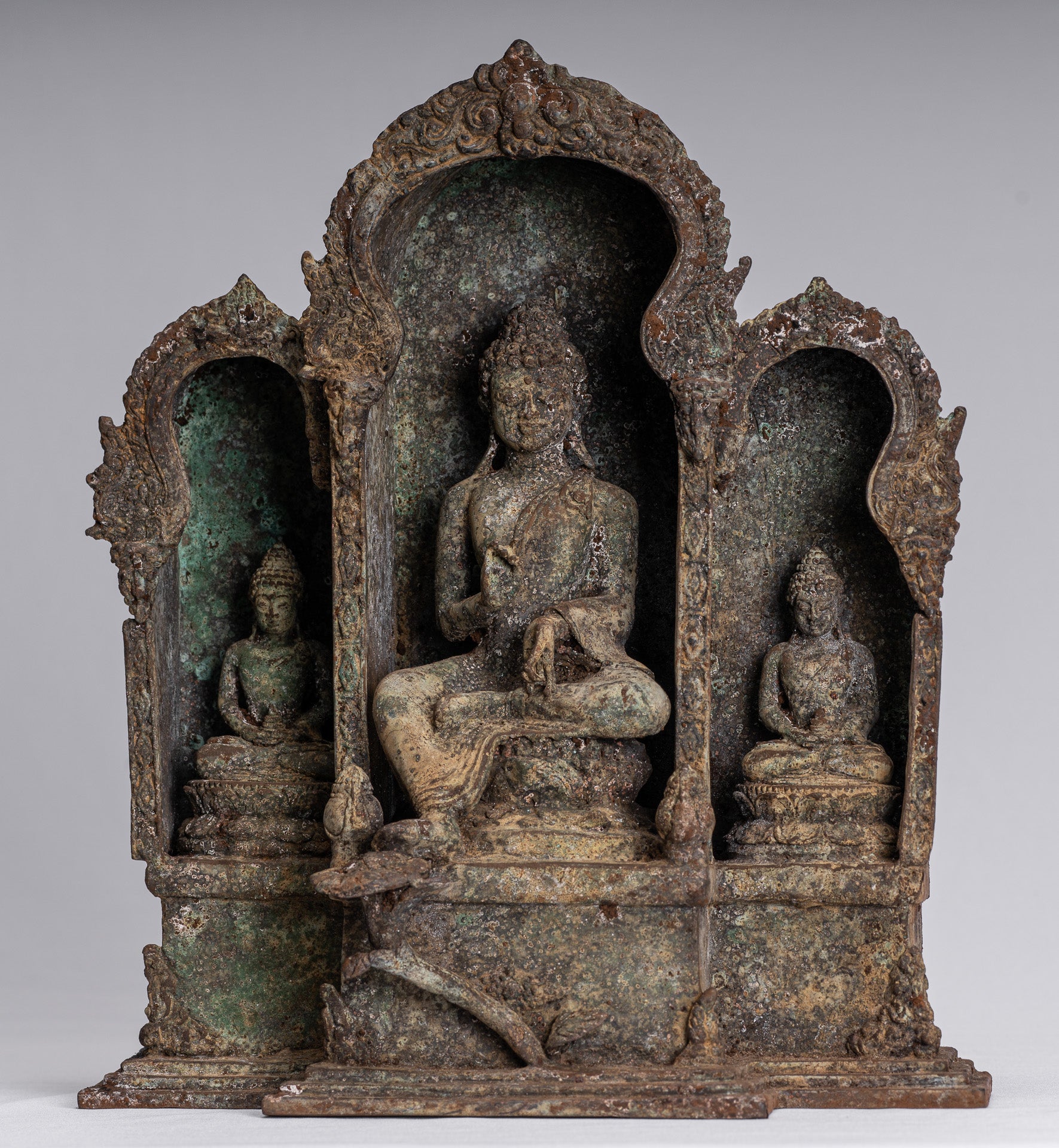 Statue de Bouddha – Statue de Bouddha d'enseignement javanais en bronze de style indonésien antique – 32 cm/13"
