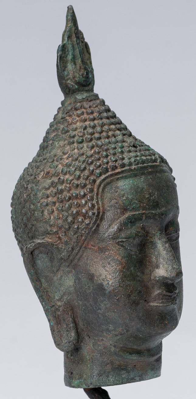 Buddha-Kopf – Bronze-Buddha-Kopf im antiken Thai-Stil, Sukhothai montiert – 17 cm.