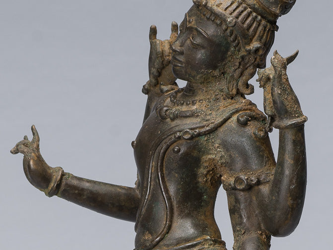 Tara-Statue – antike Majapahit-Statue aus Bronze, Devi-Tara-Statue im Java-Stil – 56 cm.