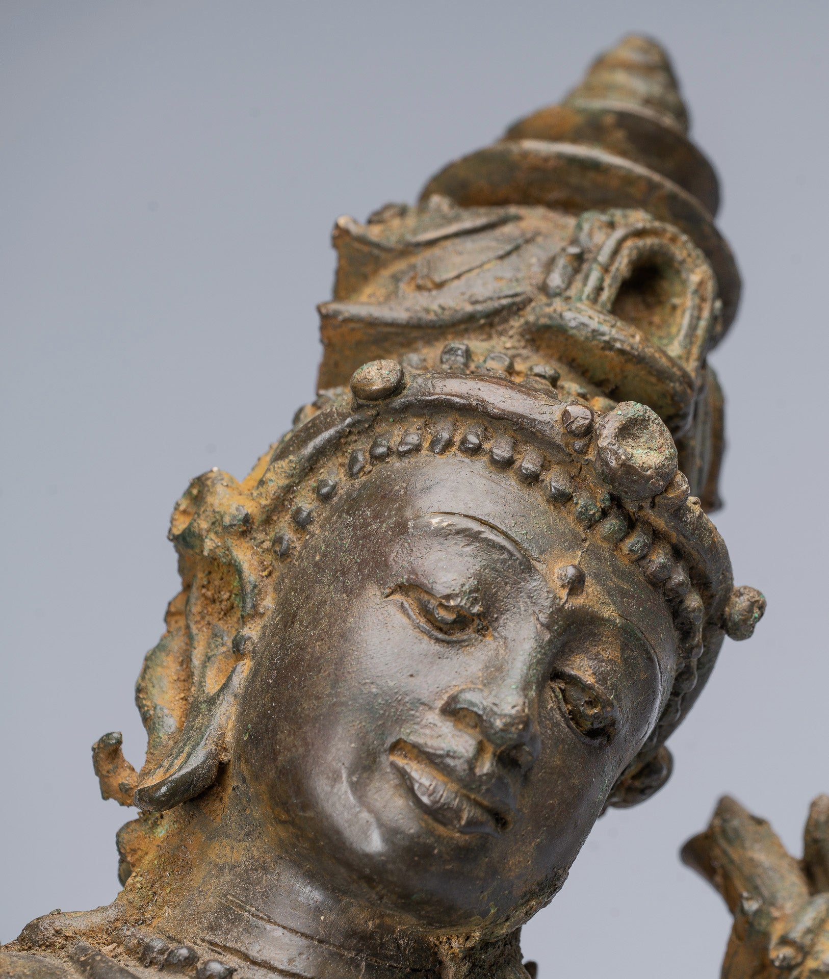 Tara-Statue – antike Majapahit-Statue aus Bronze, Devi-Tara-Statue im Java-Stil – 56 cm.