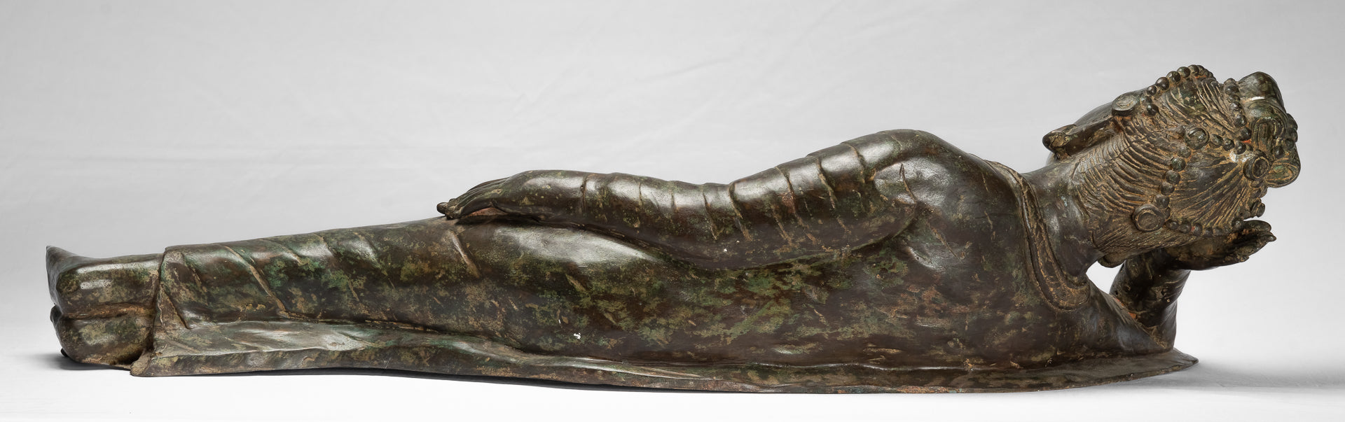 Antique in stile indiano Gandhara Bronzo Reclining Vishnu Statua - 95 cm/38 "Long