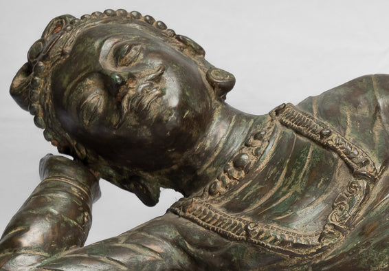 Antique in stile indiano Gandhara Bronzo Reclining Vishnu Statua - 95 cm/38 "Long