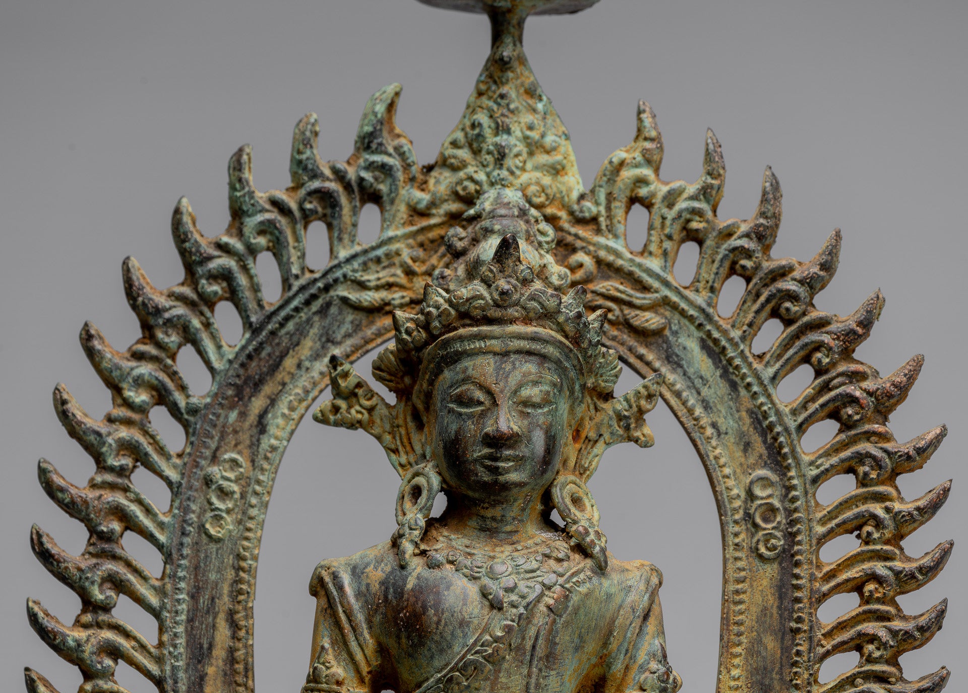 Statue de Bouddha - Statue de bouddha de méditation javanaise de style indonésien antique - 49cm / 20 "