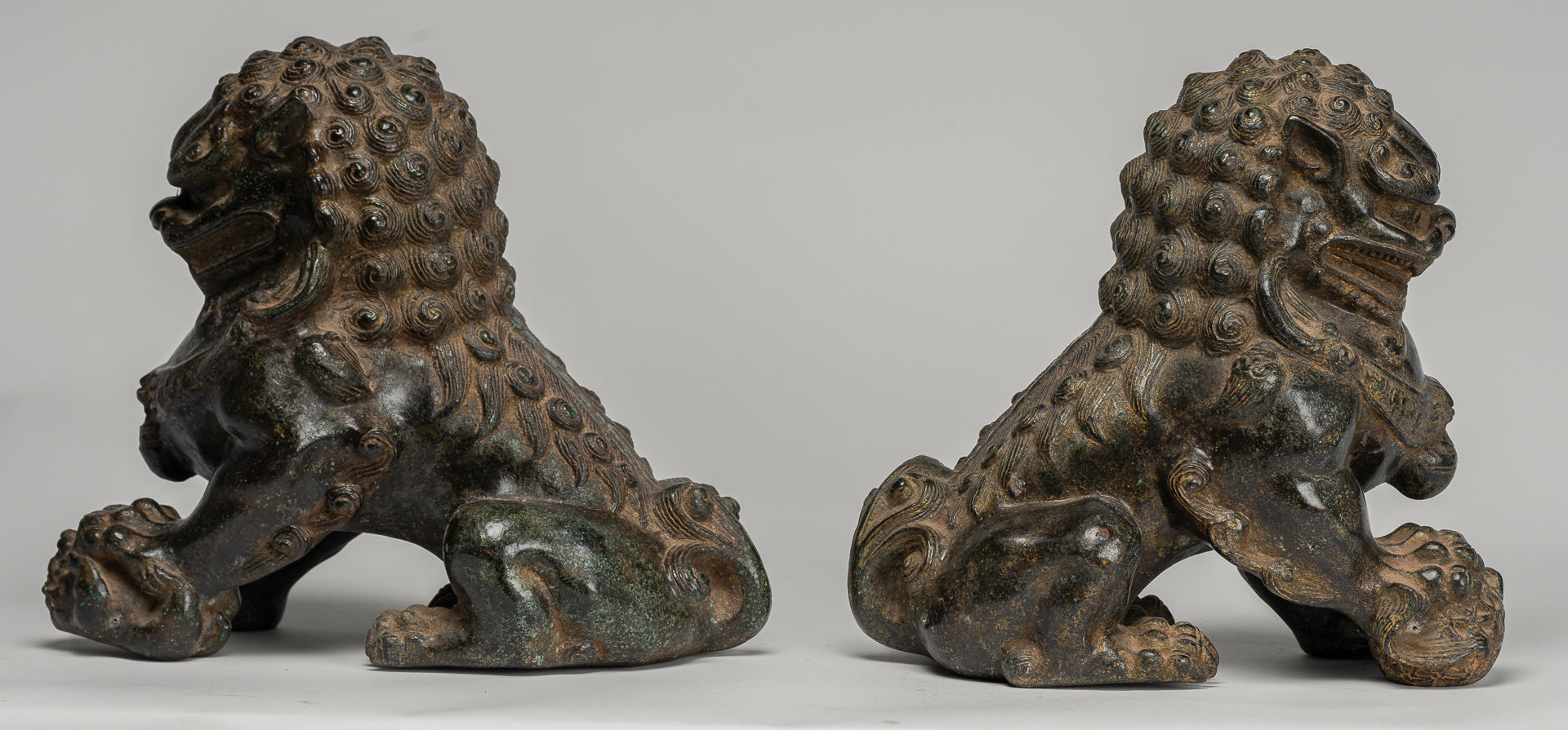 Antique Chinese Style Temple Guardian Lions Shishi Lions Foo Dogs Imperial Lions (Pair) - 25cm/10"