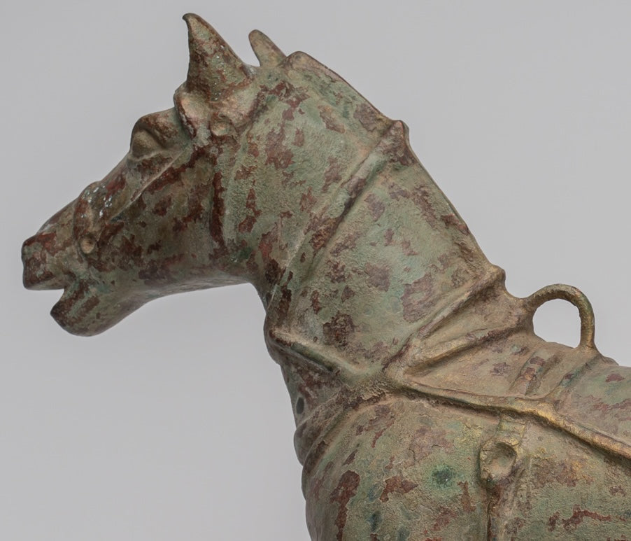 Estatua de caballos - Caballo de bronce de pie de estilo chino antiguo - 39 cm/16 "de alto