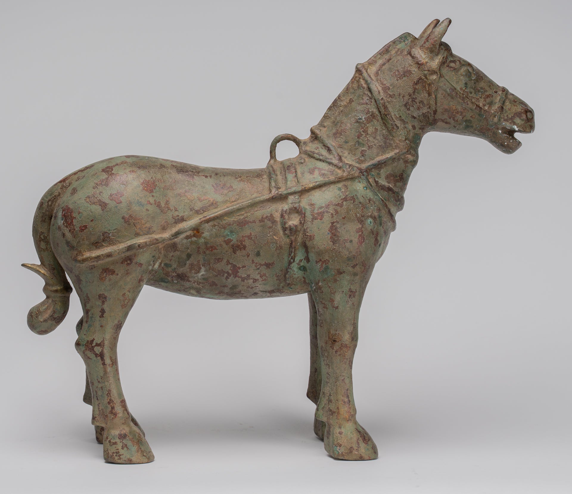 Estatua de caballos - Caballo de bronce de pie de estilo chino antiguo - 39 cm/16 "de alto