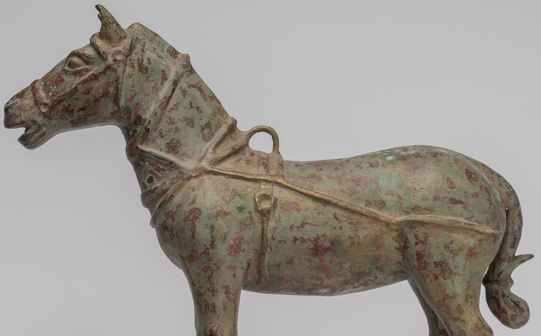 Estatua de caballos - Caballo de bronce de pie de estilo chino antiguo - 39 cm/16 "de alto