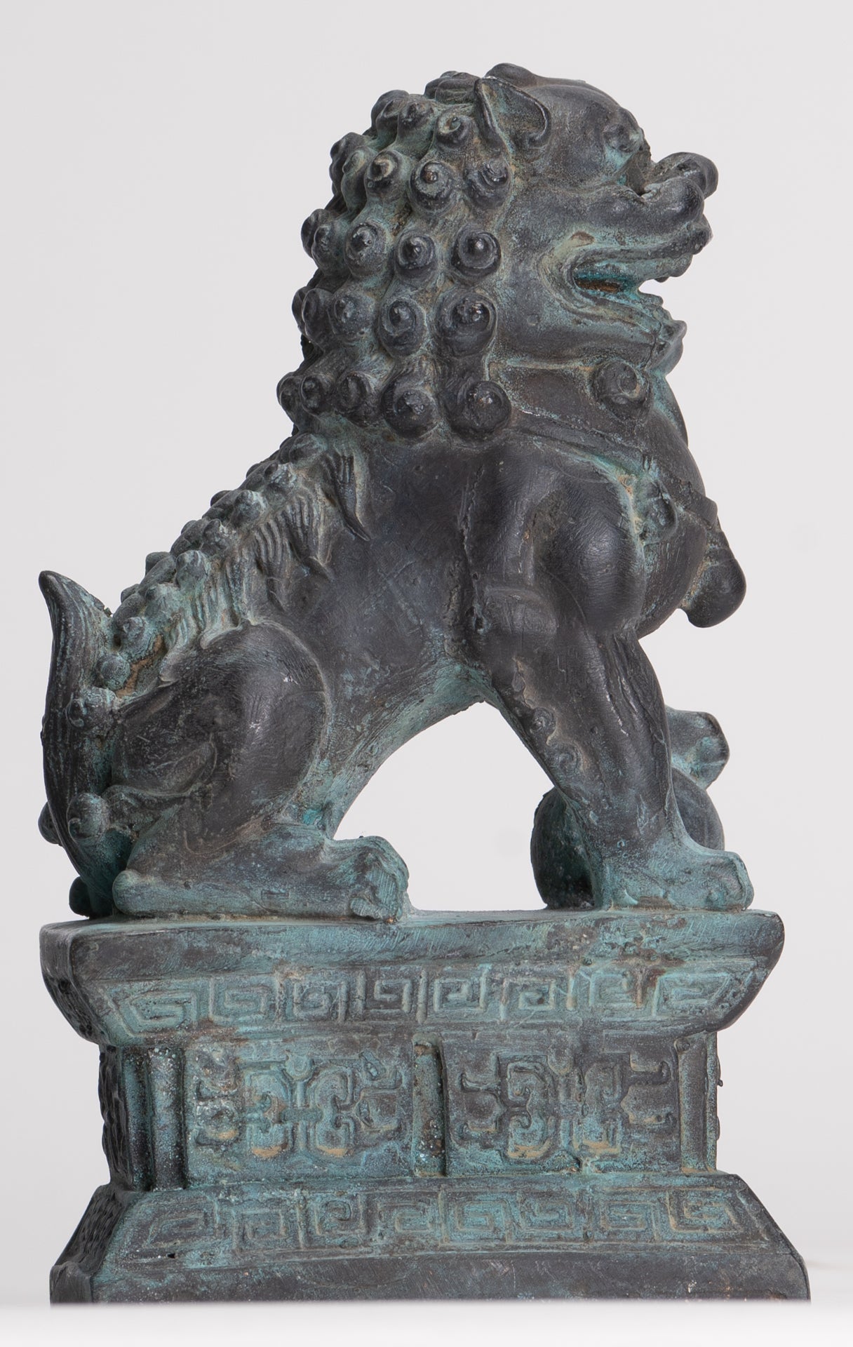 Antique Chinese Style Bronze Temple Guardian Lions Shishi Lions Foo Dogs Imperial Lions (Pair) - 16.5cm/7"