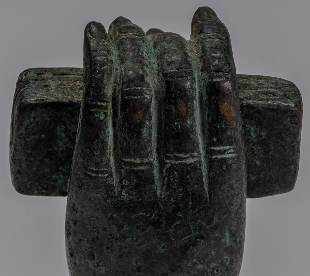 Mano di bronzo del sud -est asiatico e sutra del sud -est asiatico. 16 cm/6 "
