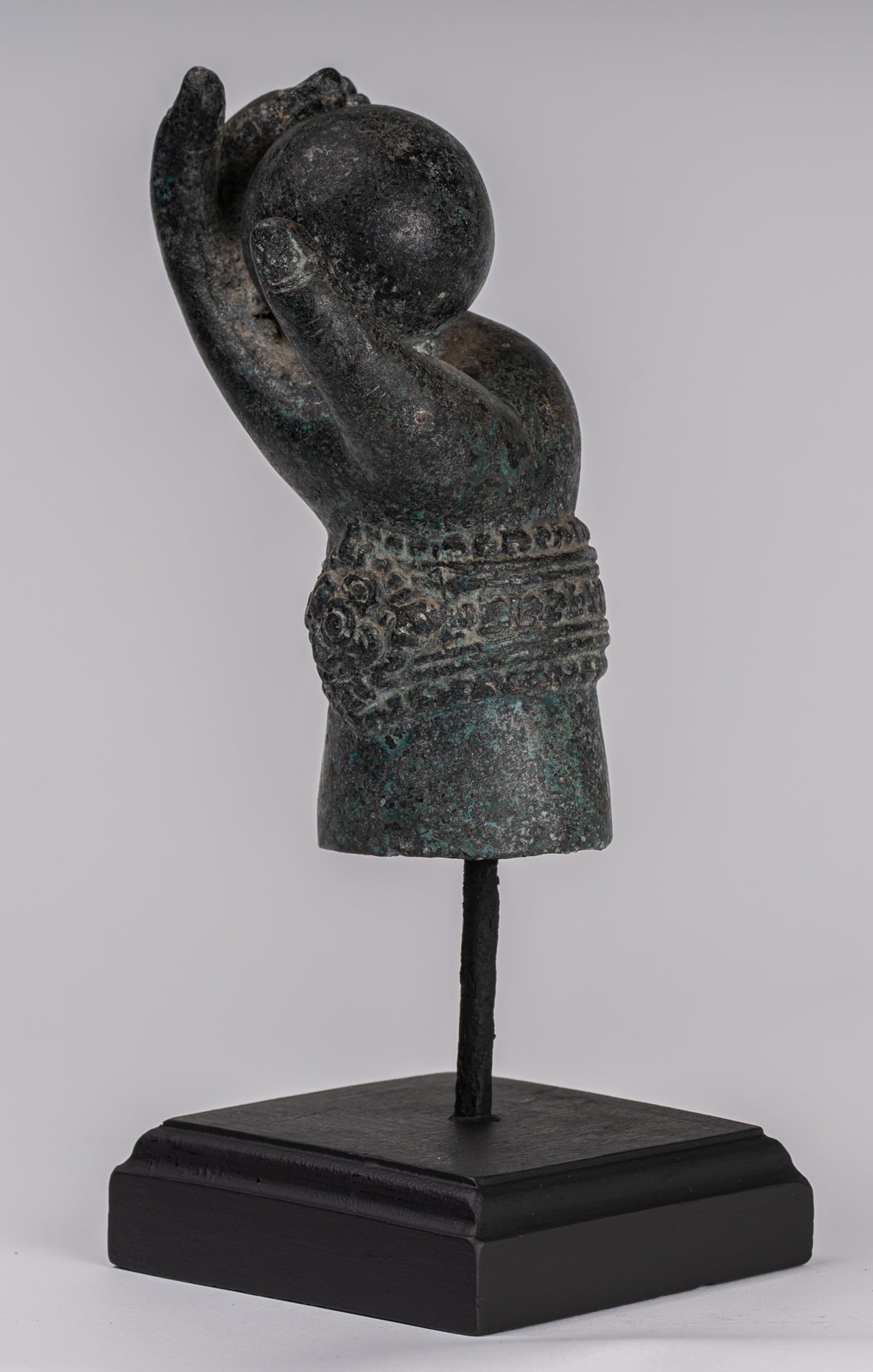 Antiguo montado en el estilo jemer del sudeste asiático Vishnu Hand & Pinda o Ball - 24 cm/10 "