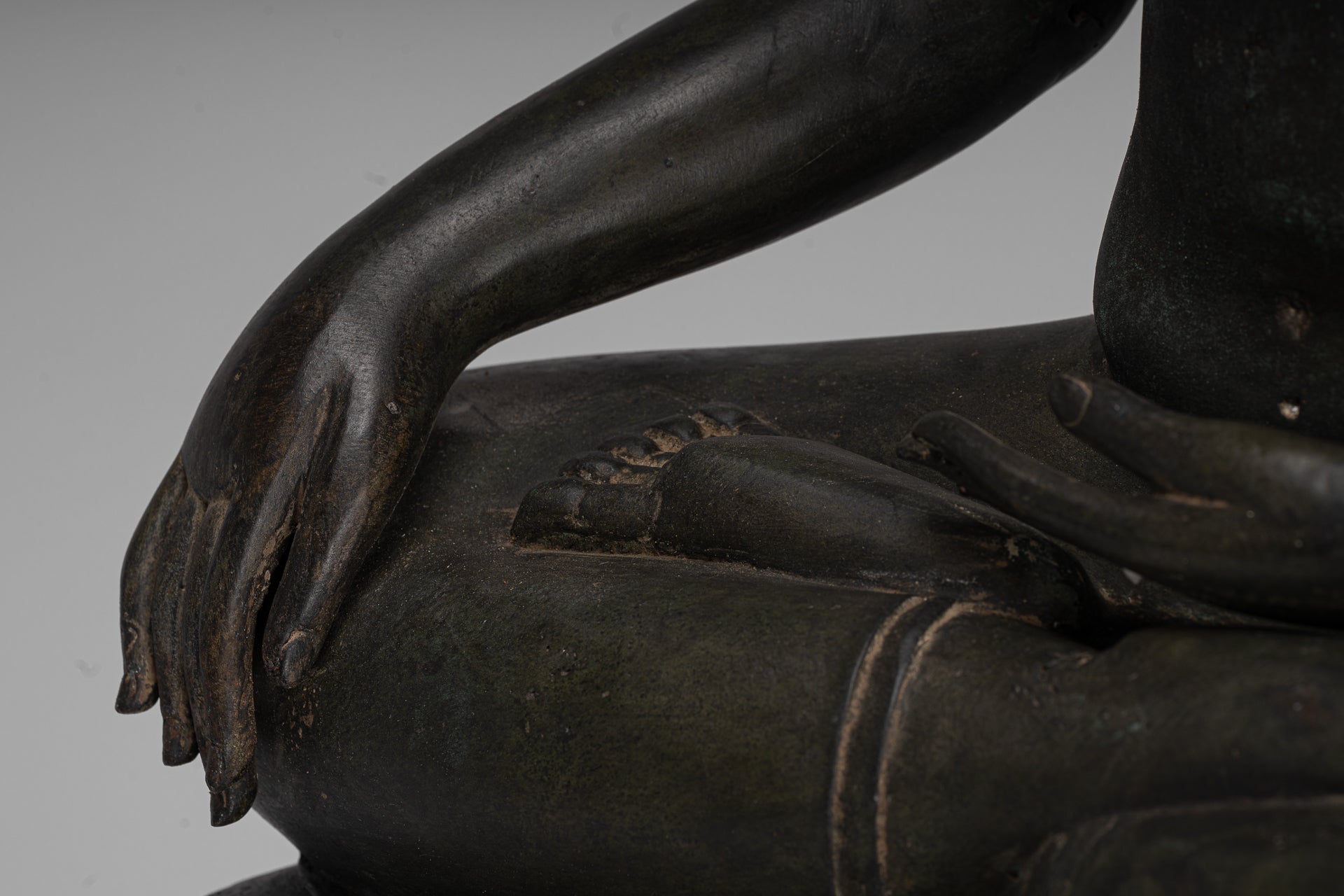 Large Buddha Statue - Antique Thai Style Bronze Chiang Saen Enlightenment Buddha Statue - 80cm/32"