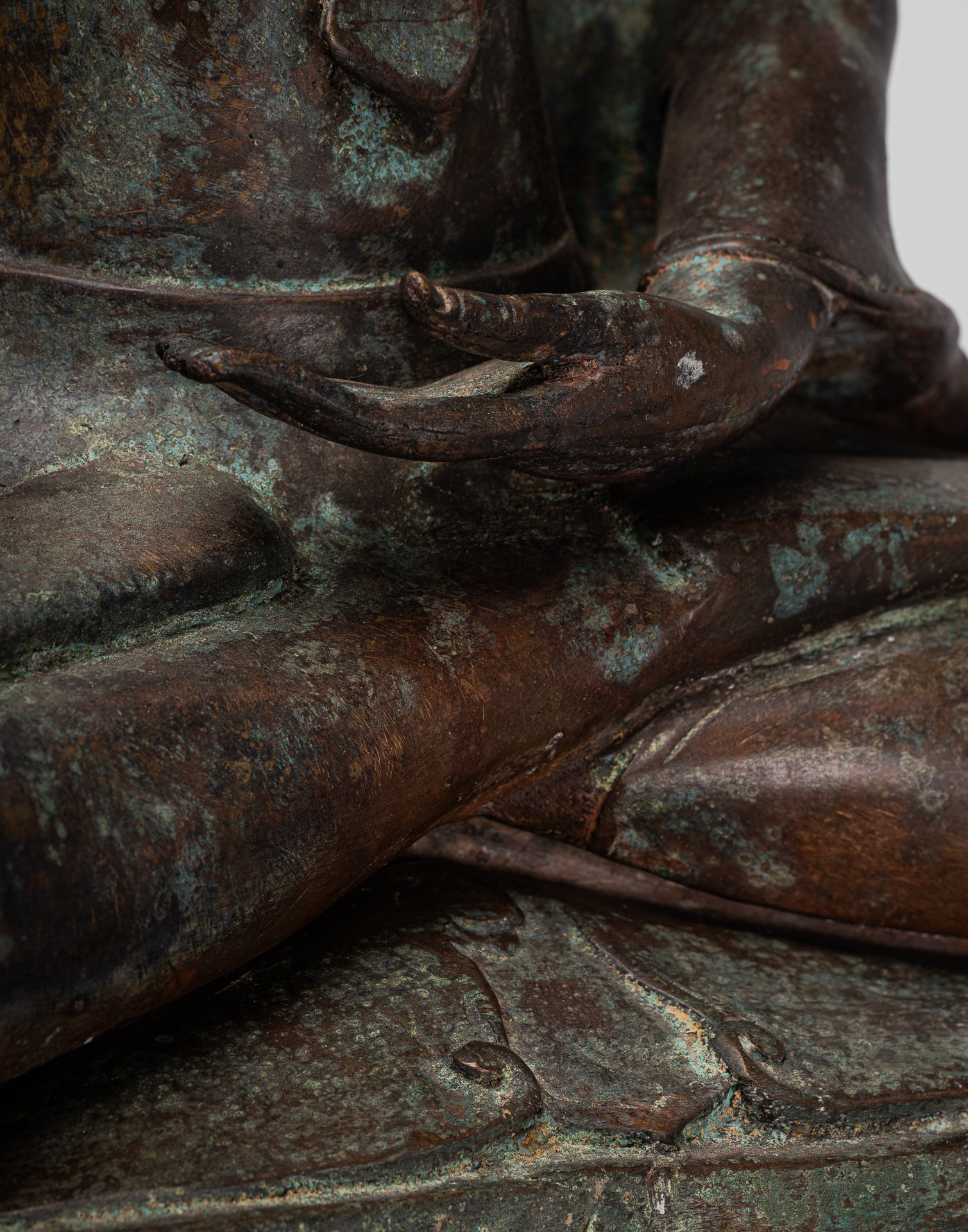 Large Buddha Statue - Antique Thai Style Chiang Rung Seated Enlightenment Buddha Statue - 101cm/40"