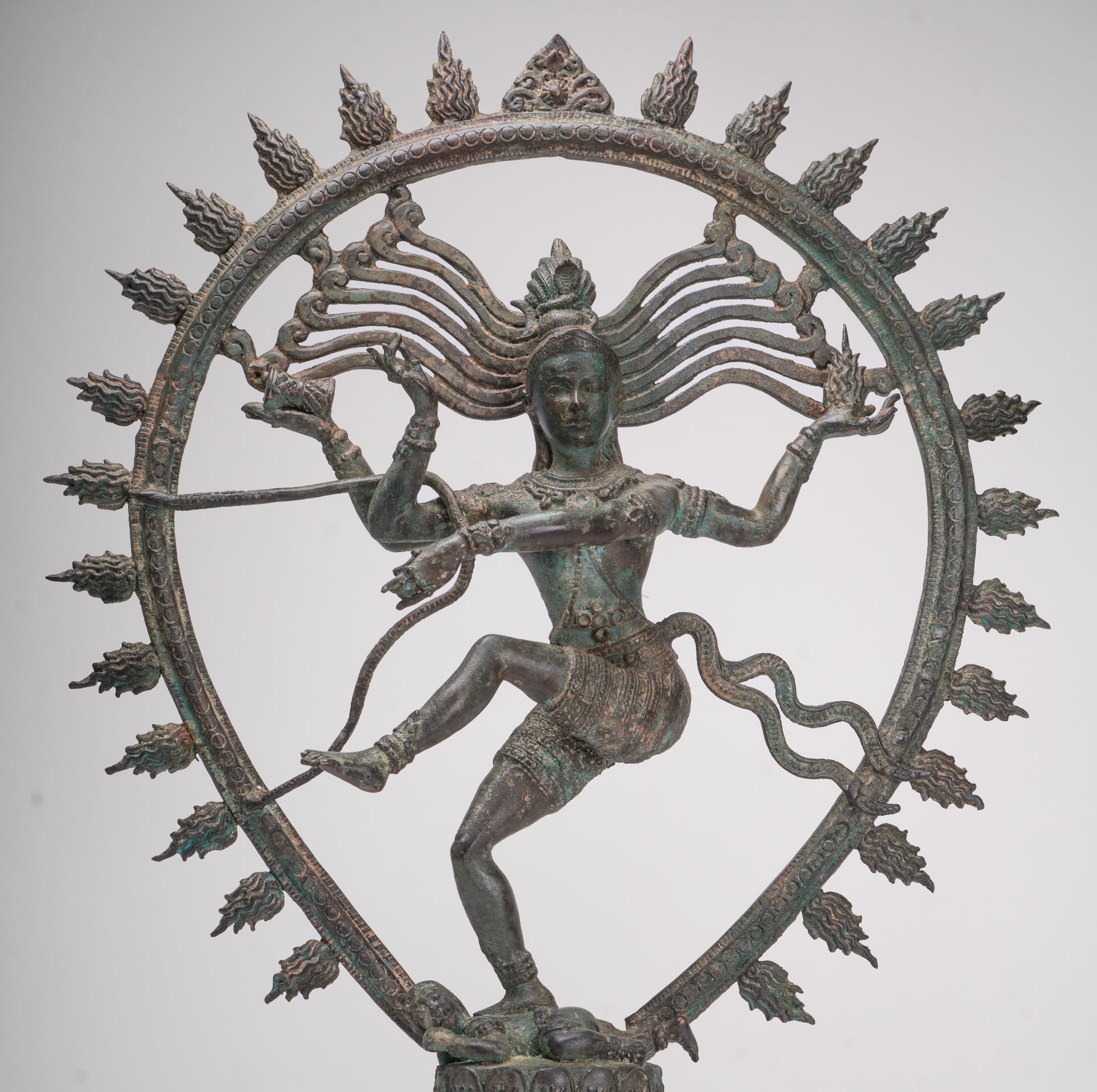Shiva Statue - Antique Indian Style Bronze Dancing Shiva statue as Lord Nataraja - 66cm(26") Tall