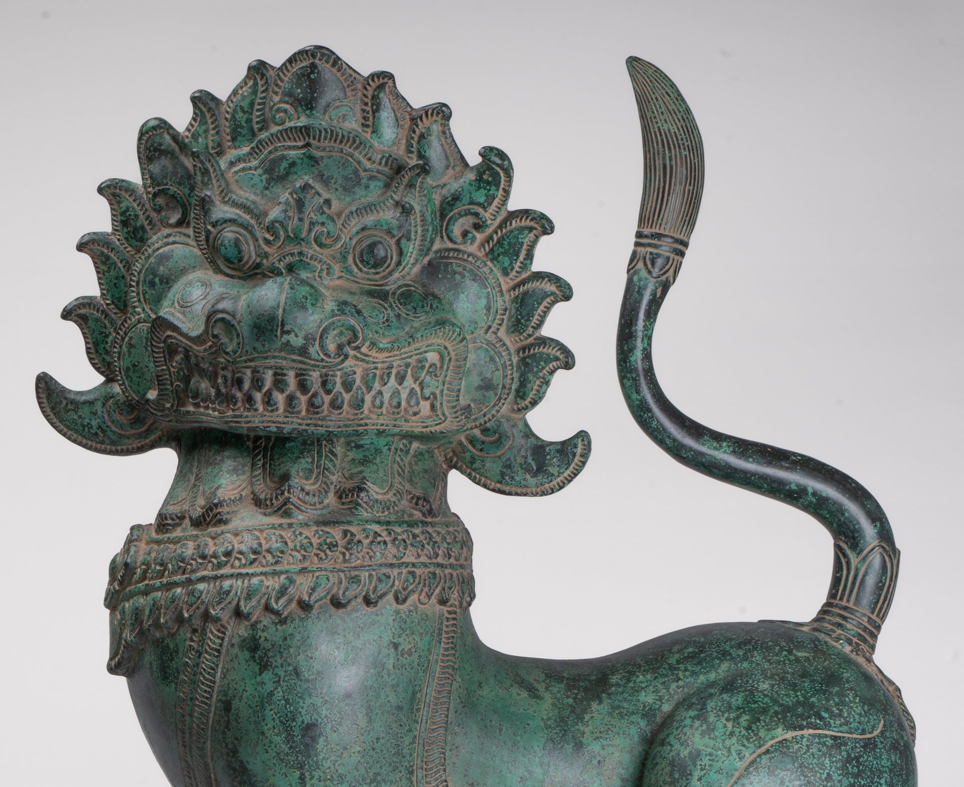 Antique Chinese Style Temple Guardian Lion Foo Dogs Imperial Lion - 66cm/26" (Pair)