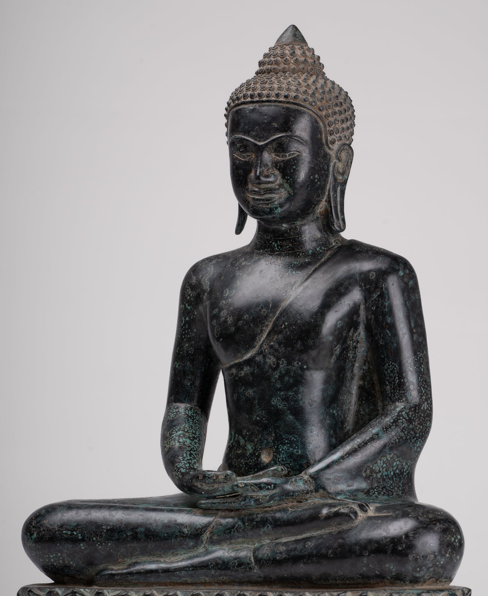 Buddha Statue - Antique Khmer Style Bronze Seated Meditation Buddha Statue - 42cm/17"