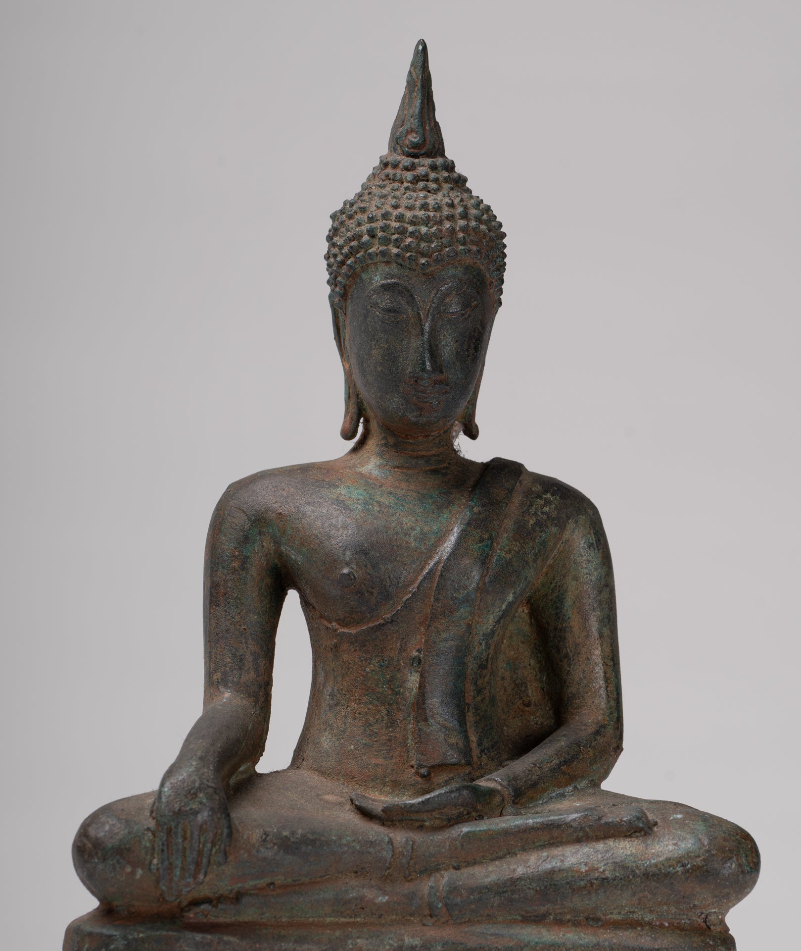 Buddha Statue - Antique Ayutthaya Style Seated Enlightenment Buddha Statue - 23cm/9"