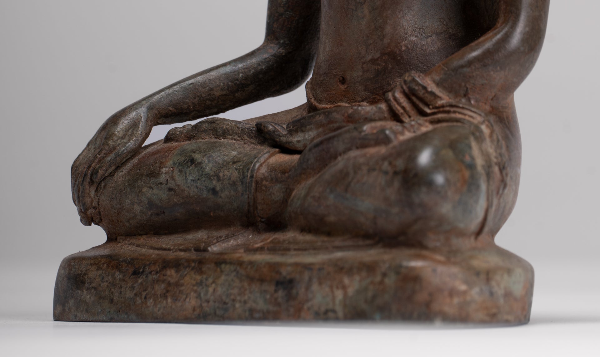 Buddha Statue - Antique Thai Style Bronze Chiang Saen Enlightenment Buddha Statue - 18cm/7"