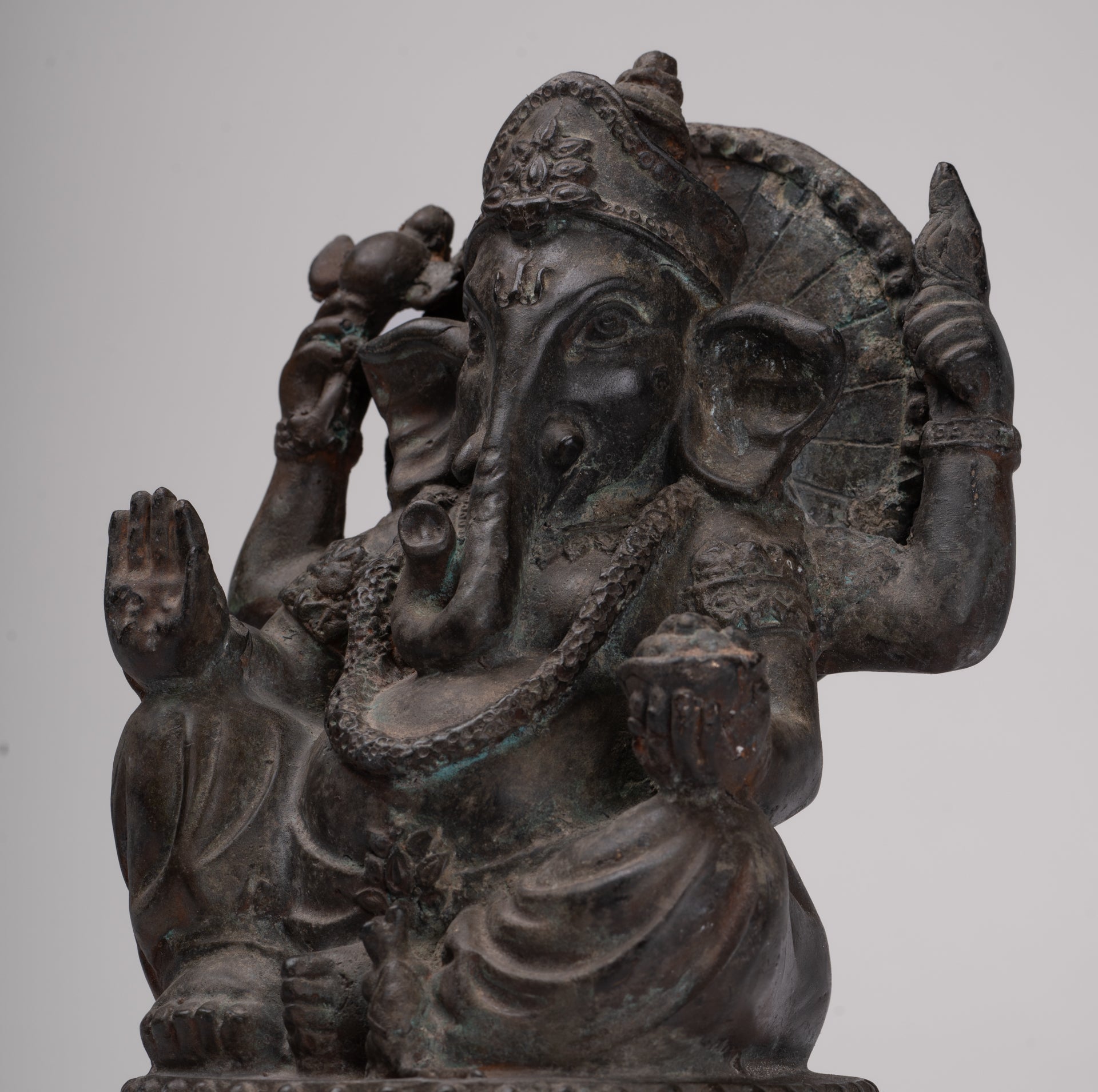 Ganesh - Antique Thai Style Bronze Seated Ganesha - 22cm/9"