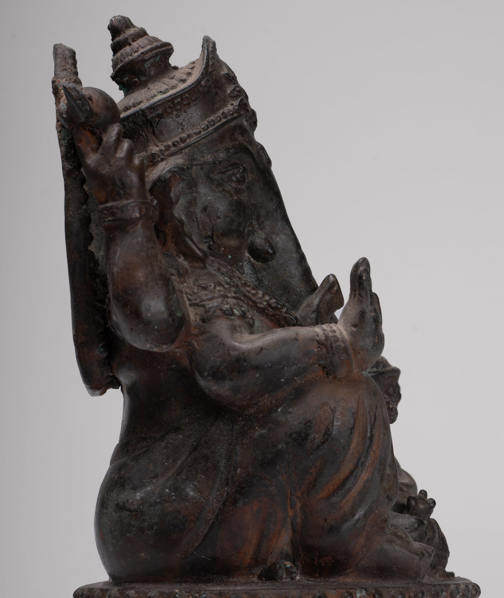 Ganesh - Antique Thai Style Bronze Seated Ganesha - 22cm/9"