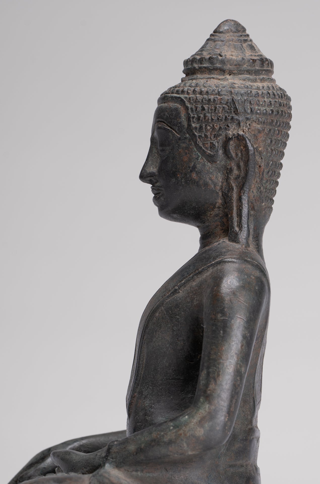 Buddha Statue - Antique Lopburi Style Seated Enlightenment Buddha Statue - 21cm/8"