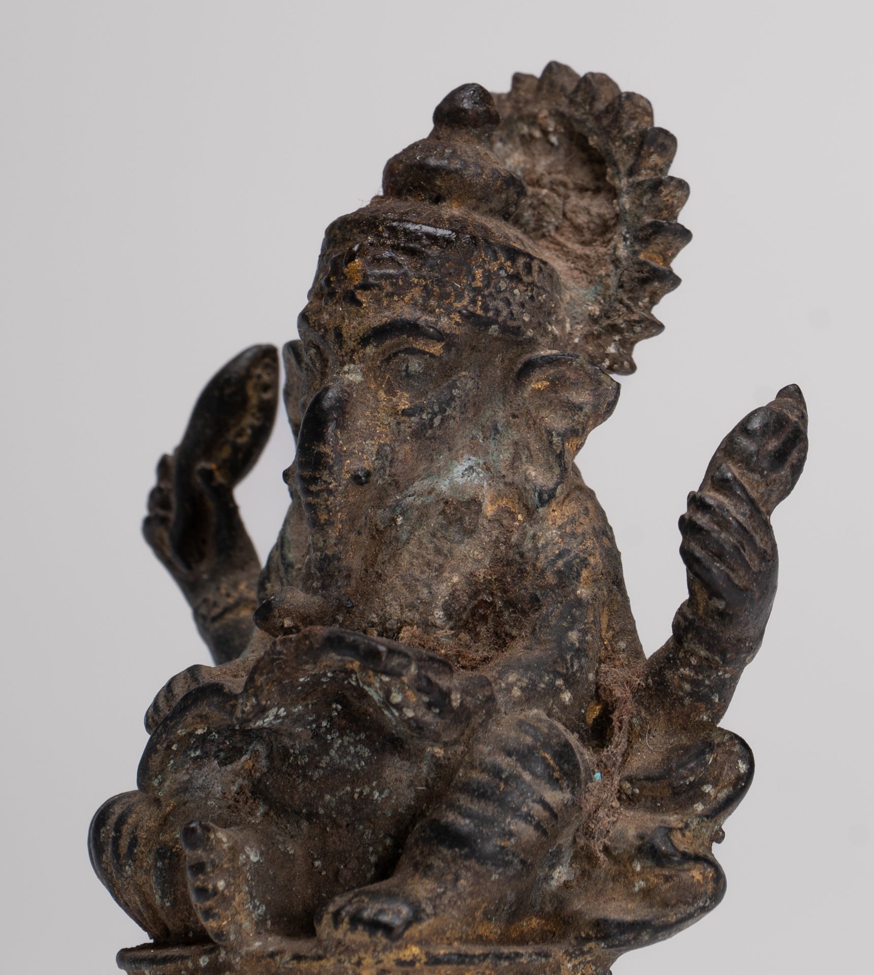 Ganesha Statue - Antique Thai Style Seated Bronze Ganesh Statue - 8cm/3"