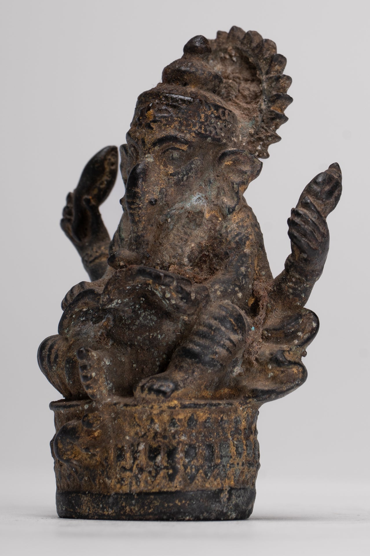 Ganesha Statue - Antique Thai Style Seated Bronze Ganesh Statue - 8cm/3"