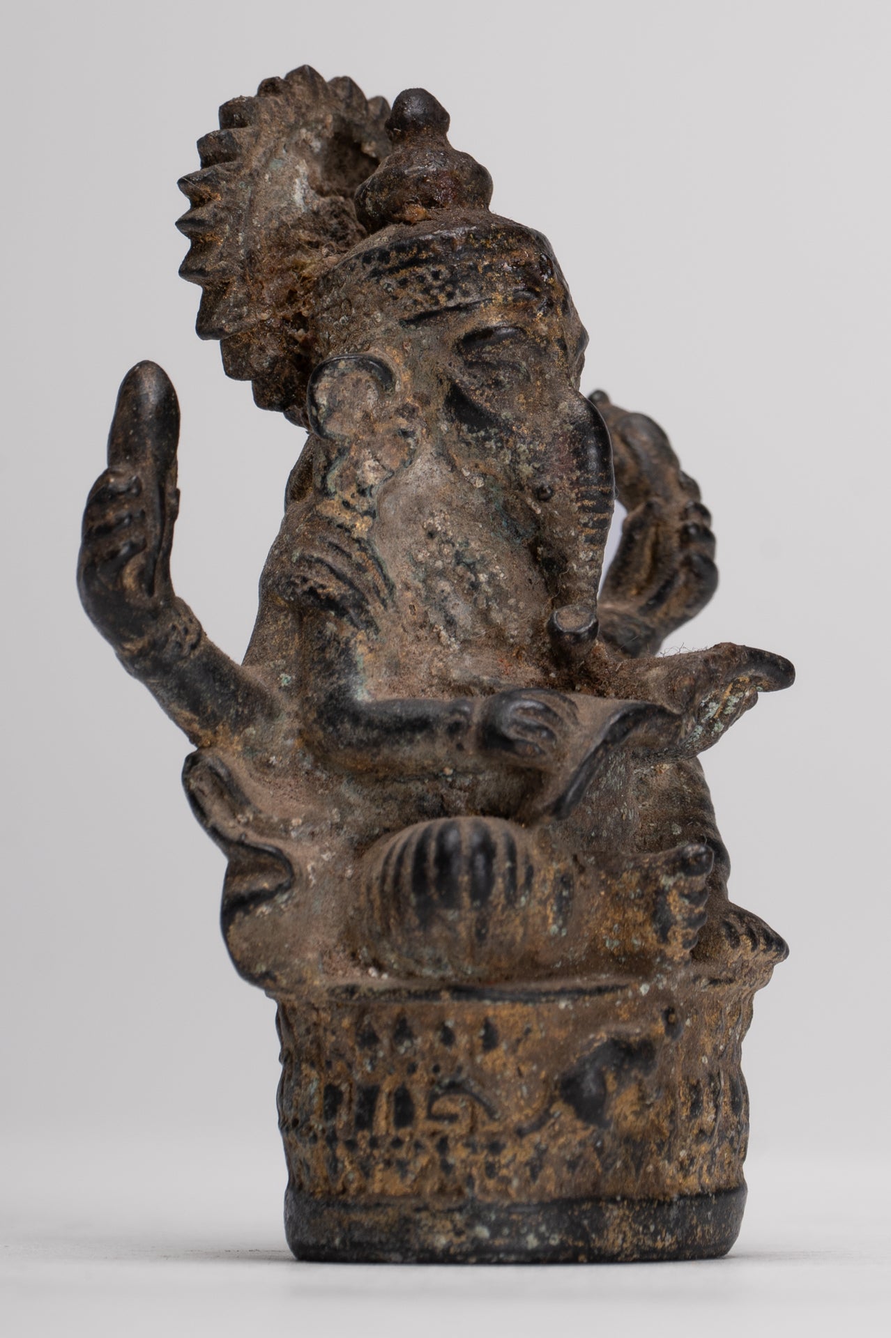 Ganesha Statue - Antique Thai Style Seated Bronze Ganesh Statue - 8cm/3"