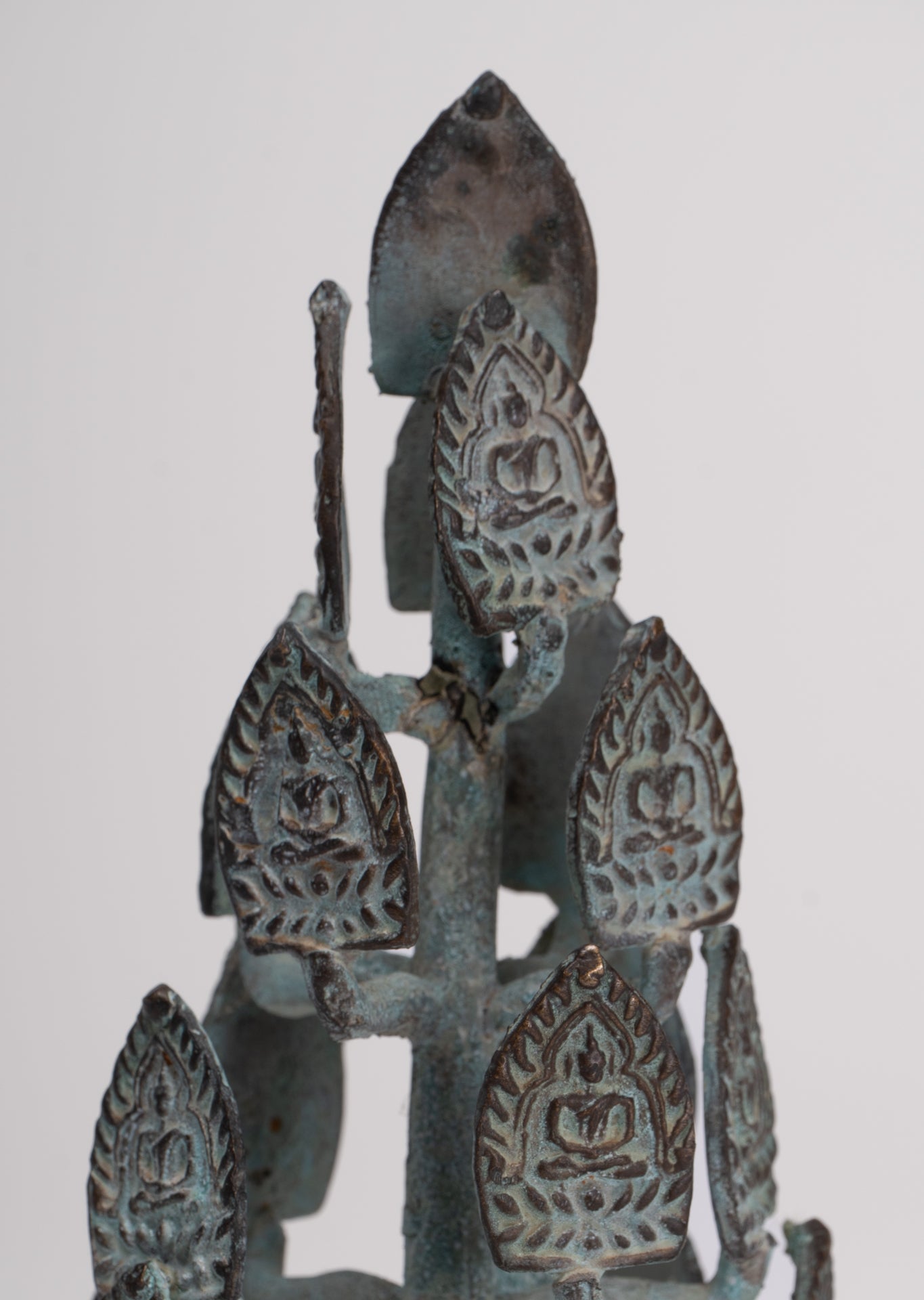 Buddha Sculpture - Antique Thai Style Bronze Seated Meditation Buddha Statues - 18cm/7" 