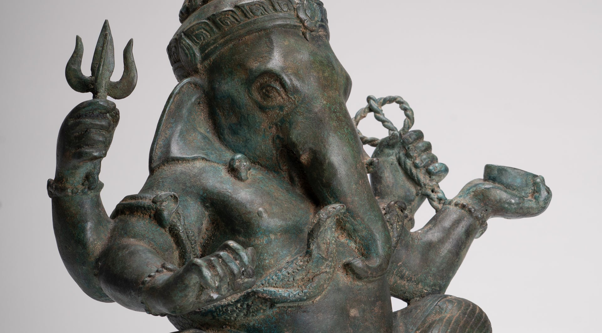 Ganesha Statue - Antique Thai Style Bronze Seated 4-Arm Ganesha Statue - 45cm/18"