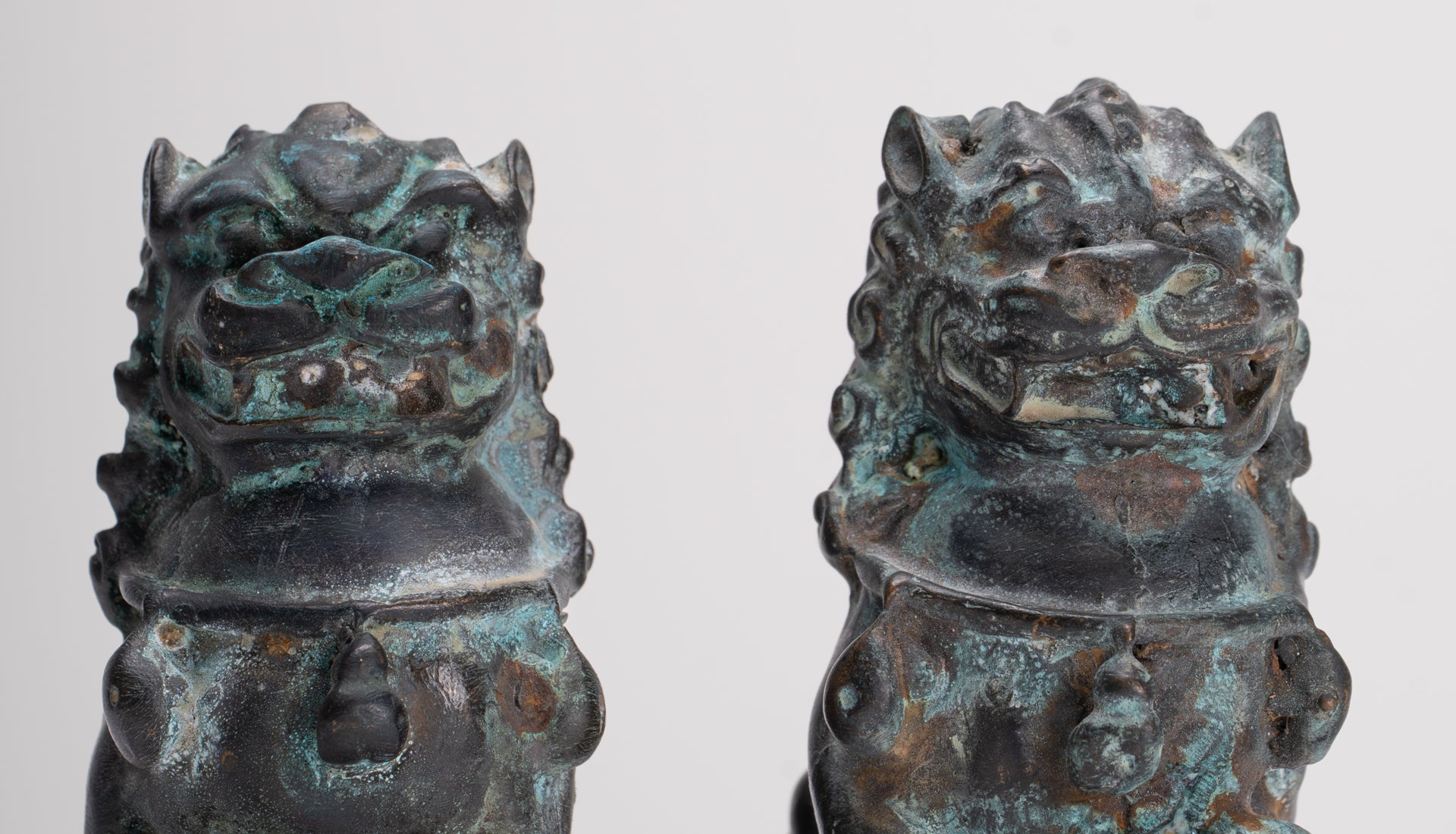 Lions gardiens de temple de style chinois antique Lions Shishi Foo Dogs Lions impériaux (paire) - 10,5 cm/4"