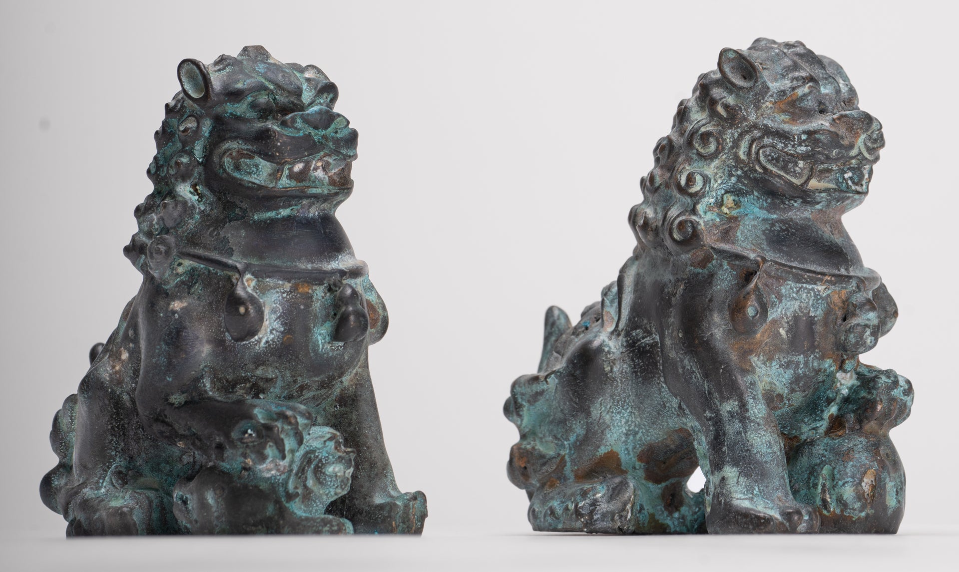 Lions gardiens de temple de style chinois antique Lions Shishi Foo Dogs Lions impériaux (paire) - 10,5 cm/4"