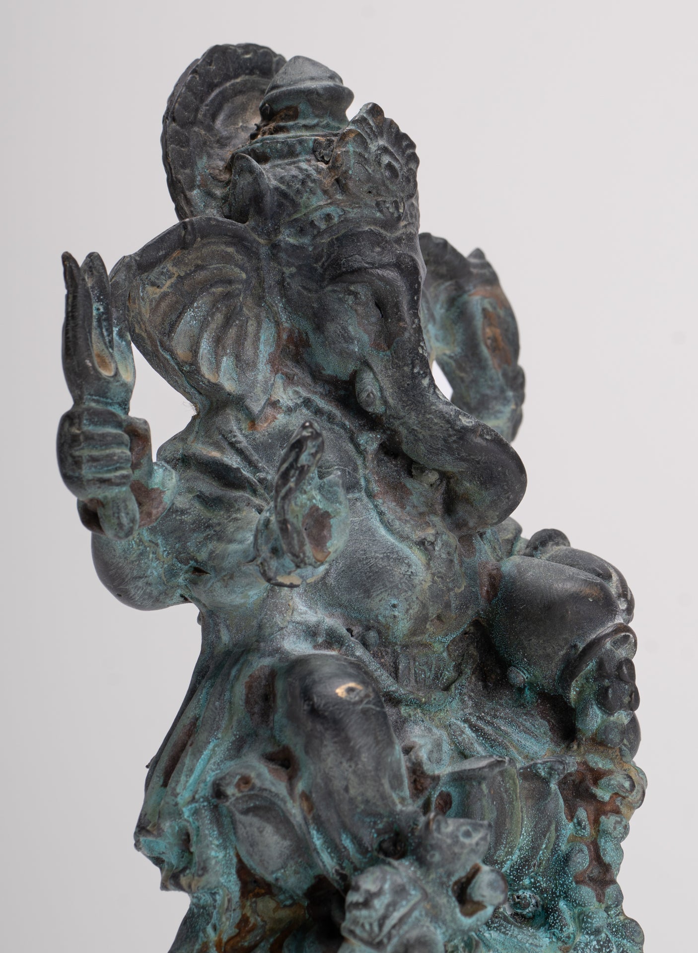 Ganesha Statue - Antique Thai Style Bronze Seated 4-Arm Vara Ganapati Statue - 15.5cm/6"